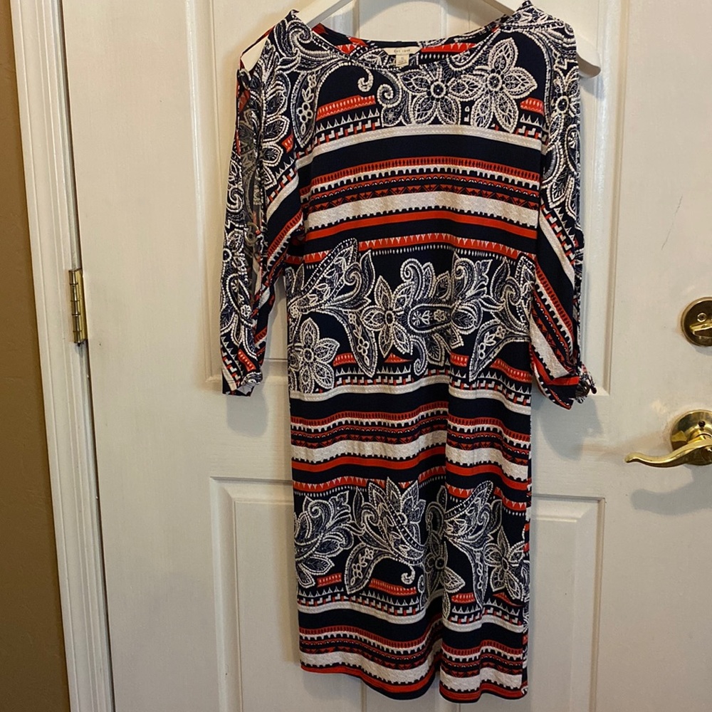 EST 1946 summer dress. Size: S. Blue-red-white colors.